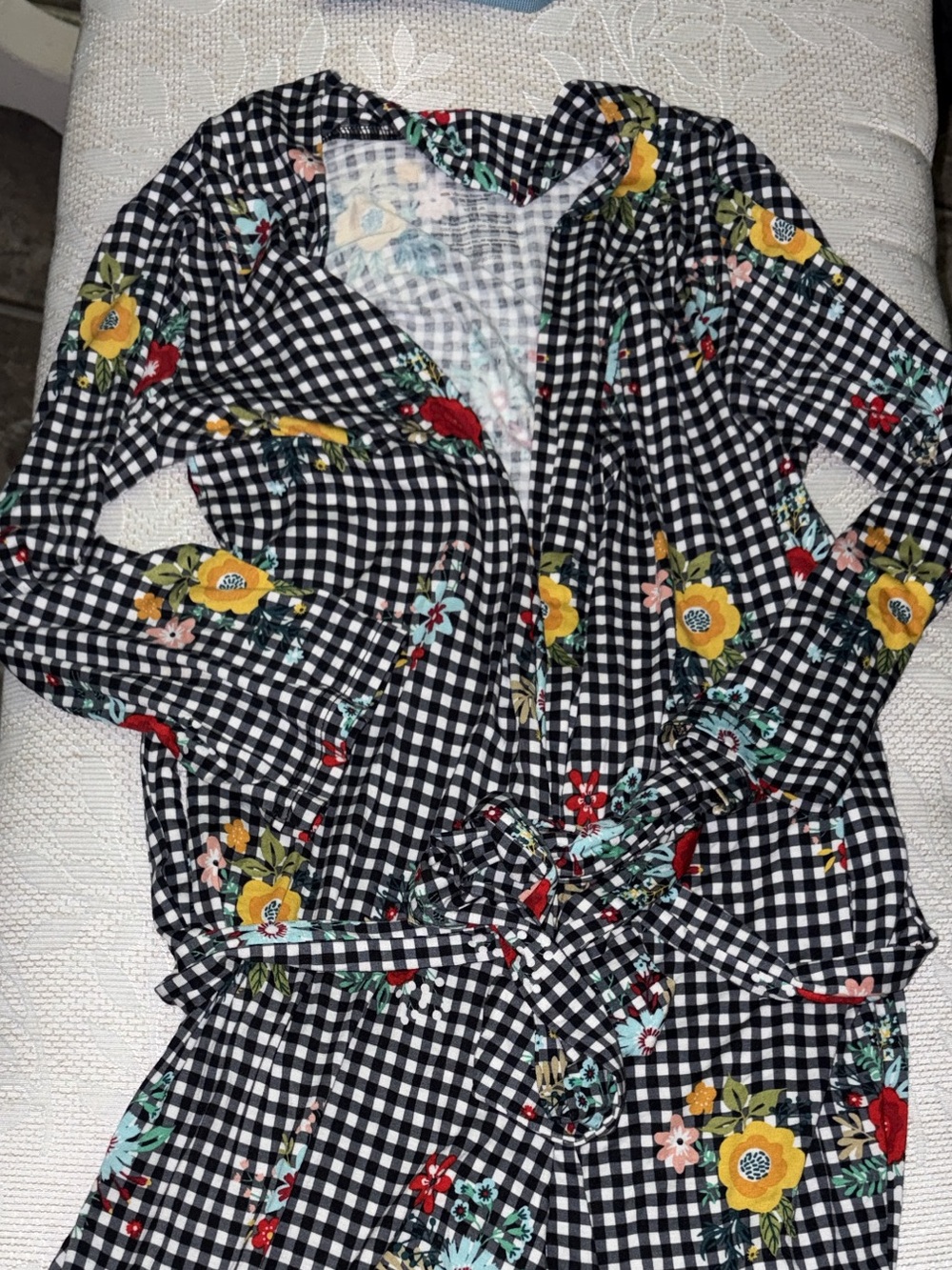 Posh Peanut Women's Floral Gingham Robe — Black Floral